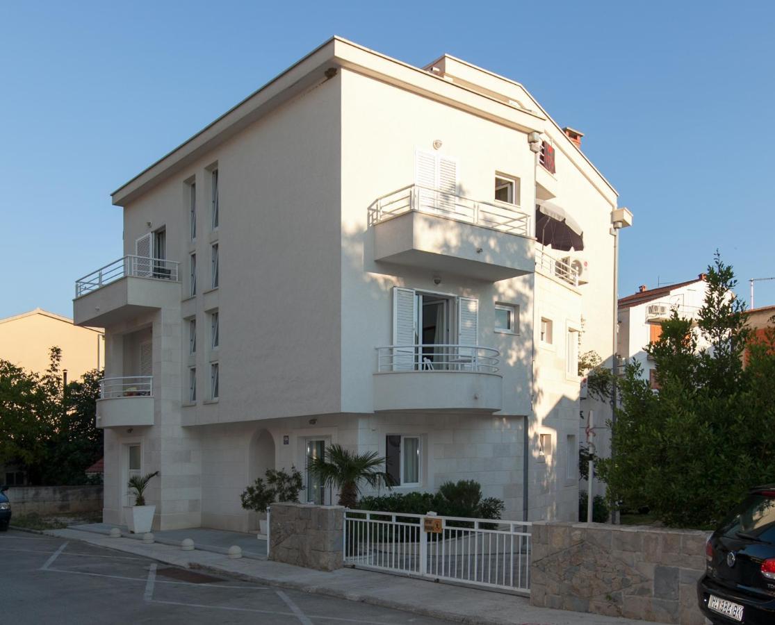 Apartments Milana 2 Tučepi Exterior foto